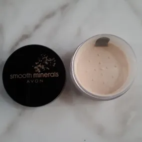 Avon Smooth Minerals Powder Foundation - Transparent Glow  (Boxless)
