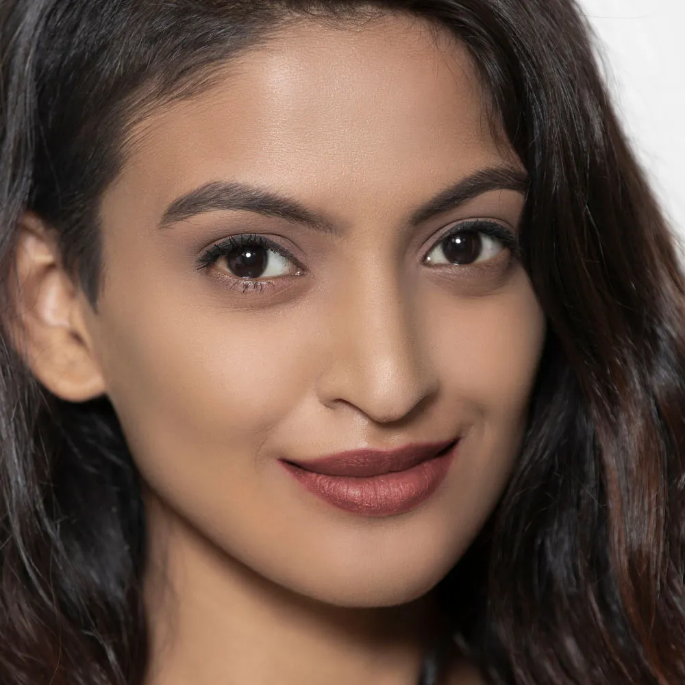 Faces Canada Matte Lip Crayon | Cocoa Butter and Chamomile enriched | One Stroke Intense Color | Smooth Glide | All Day Hydrated Lips | Shade - Cashmere 2.8g